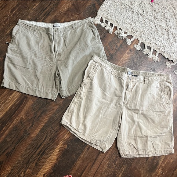 Lot of 2 Men’s Columbia Shorts Khaki Size 48 11L - Picture 1 of 4